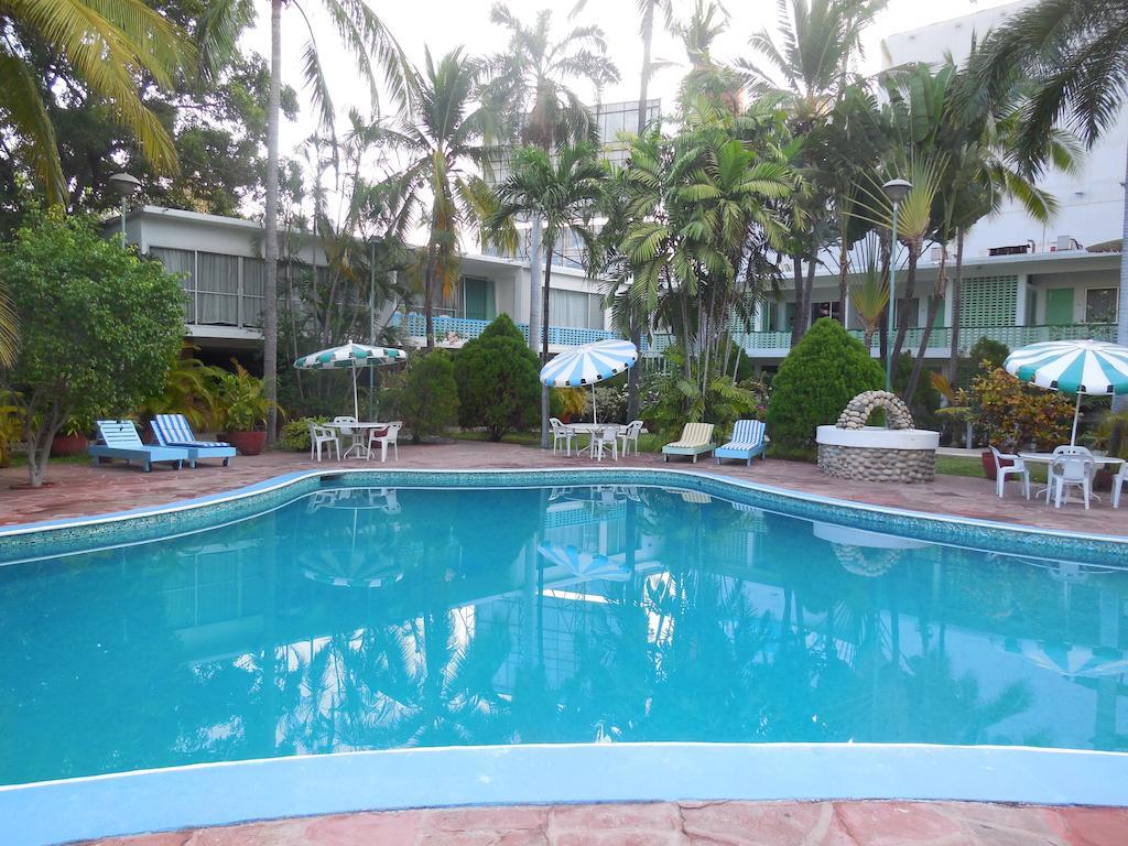 Acapulco Park Hotel Exterior photo